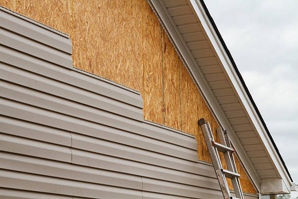 24/7 Emergency Siding Repair experts in Donalds, SC